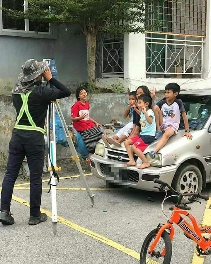 10 Gaya bocah hipster di negara berkembang ini bikin tepuk jidat