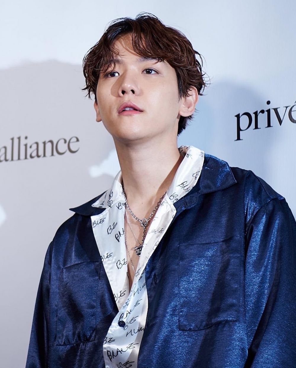 Gaya 13 idol K-Pop di acara fashion internasional, kece abis