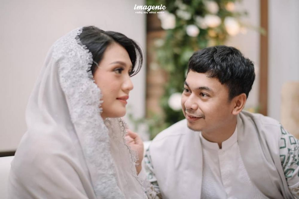 6 Seleb ini menikah setelah lama pacaran, ada yang belasan tahun