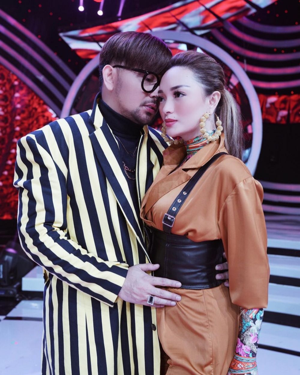 7 Momen mesra Zaskia Gotik & Caren Delano, sebut energy of berqah