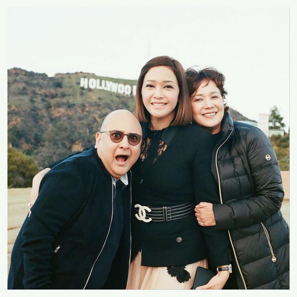 6 Momen Maia Estianty & suami ini romantis tapi kocak, bikin baper