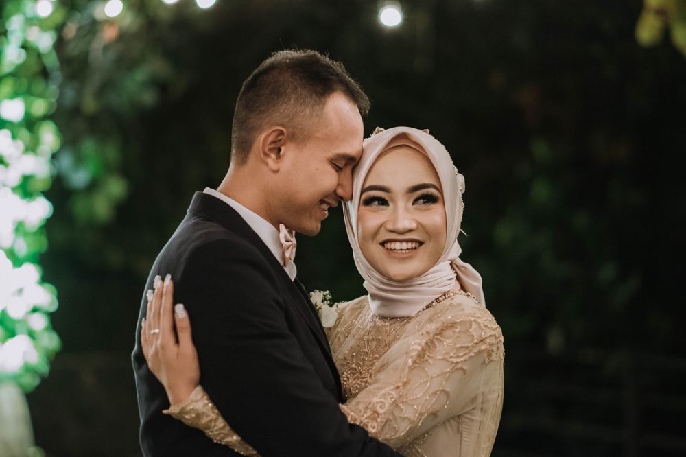 10 Potret harmonis keluarga pembalap Dimas Ekky