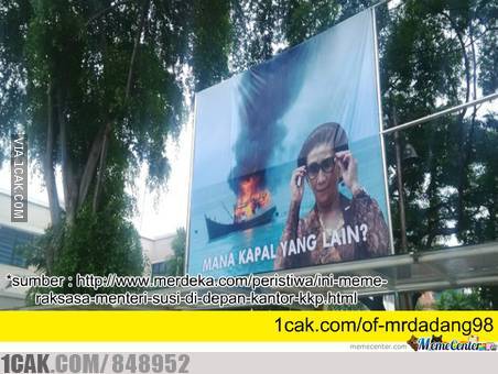 12 Spanduk kampanye ini absurd banget, bikin tepuk jidat