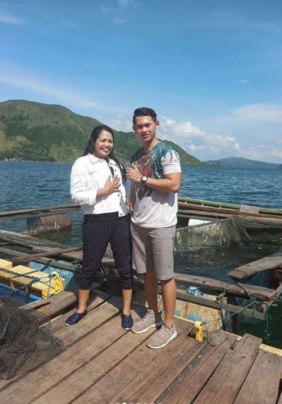 10 Gaya pelesiran Ely Sugigi & Irfan, berdua jelajahi Indonesia