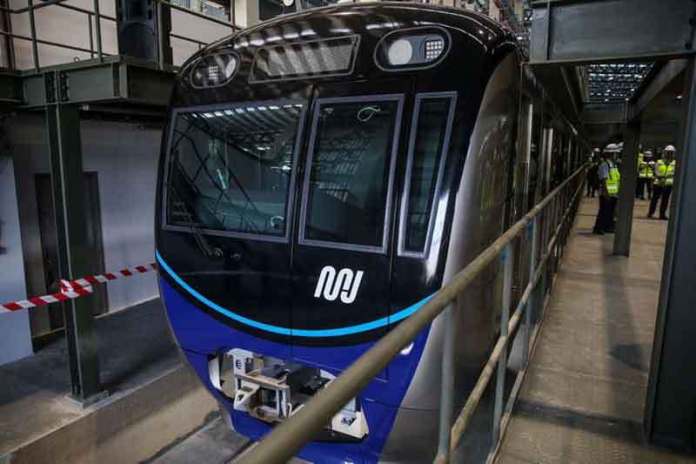 17 Potret MRT Jakarta dan stasiunnya yang akan beroperasi, keren