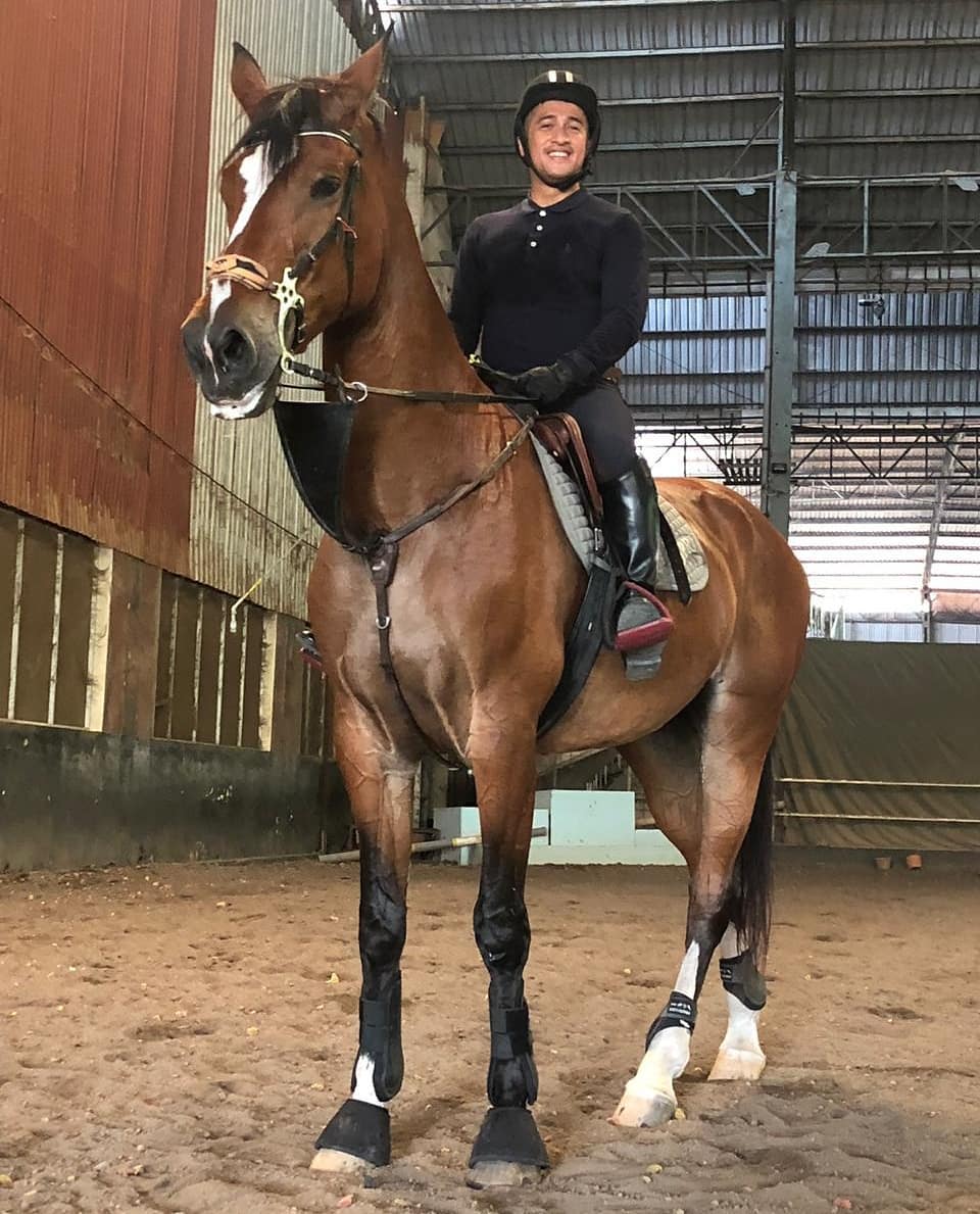 7 Seleb ini gemar olahraga berkuda, termasuk Syahrini