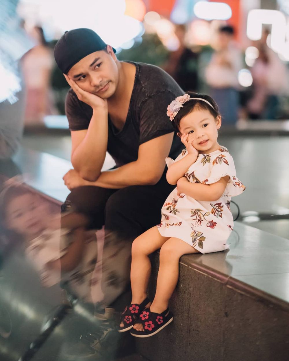 10 Potret Glenn Alinskie tirukan pose Nastusha ini kocak abis