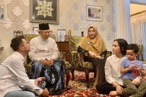 8 Potret sudut rumah Ma'ruf Amin, punya ruang tamu yang luas abis 