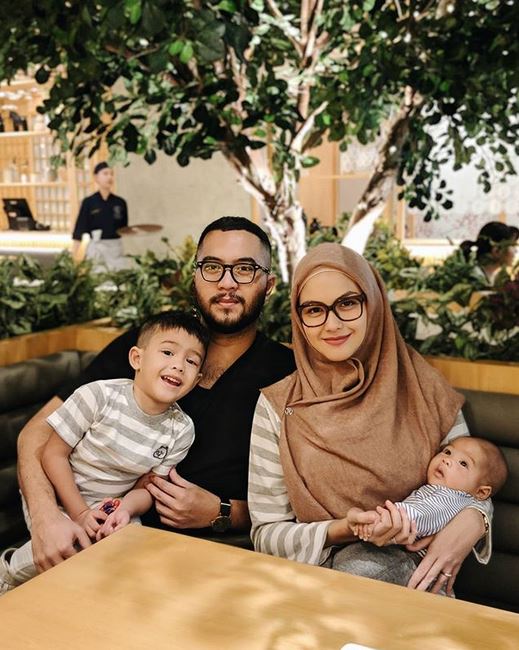 Baru usia 2 bulan, ini 9 potret lucu anak kedua Revalina S Temat