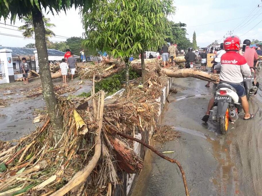 Korban banjir bandang di Sentani capai 61 orang