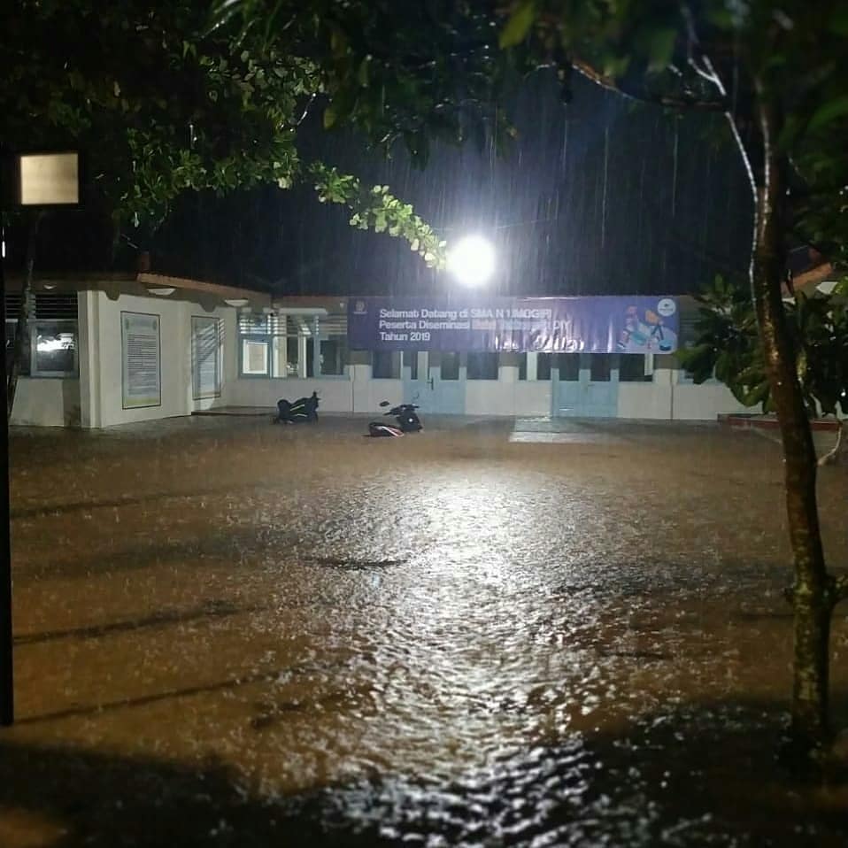 9 Potret banjir Jogja, rendam 26 desa & ribuan orang mengungsi