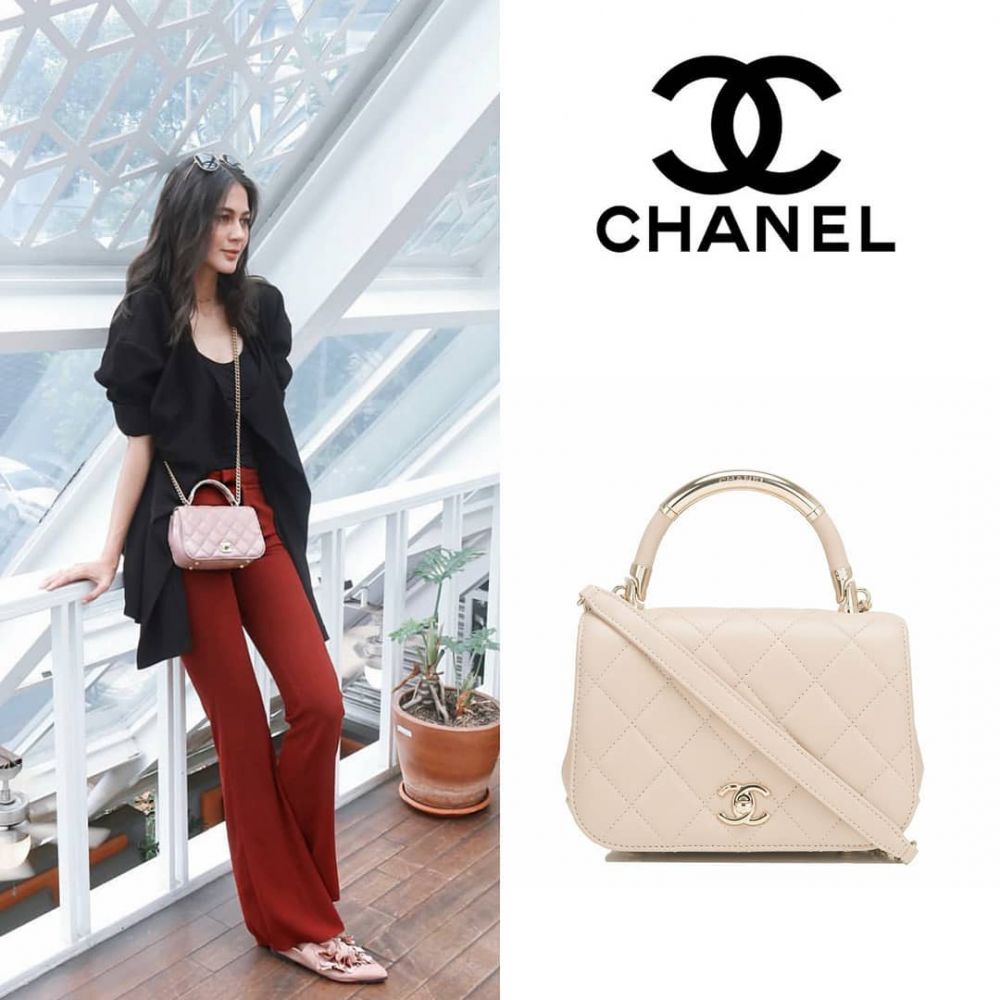 Harga 10 fashion item Paula Verhoeven, ada yang setara mobil
