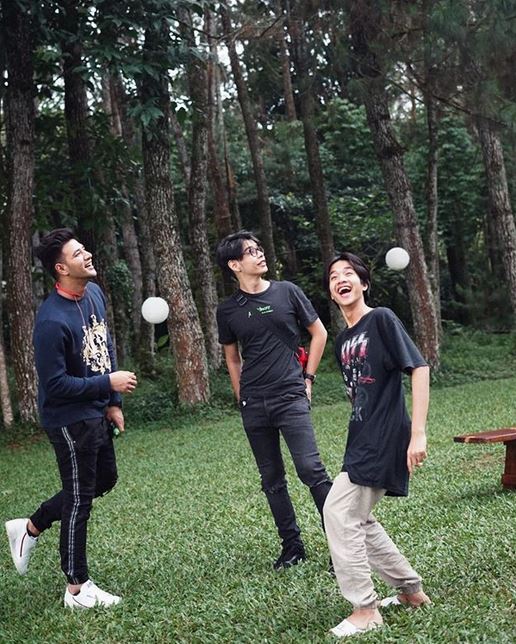 8 Gaya hangout keluarga Irish Bella dan Ammar Zoni, kompak terus