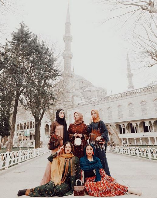 9 Gaya Tasya Farasya menjelma gadis Turki, cantiknya kebangetan