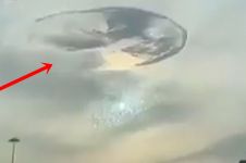 Ini penjelasan ilmiah 'lubang misterius' di langit Uni Emirat Arab