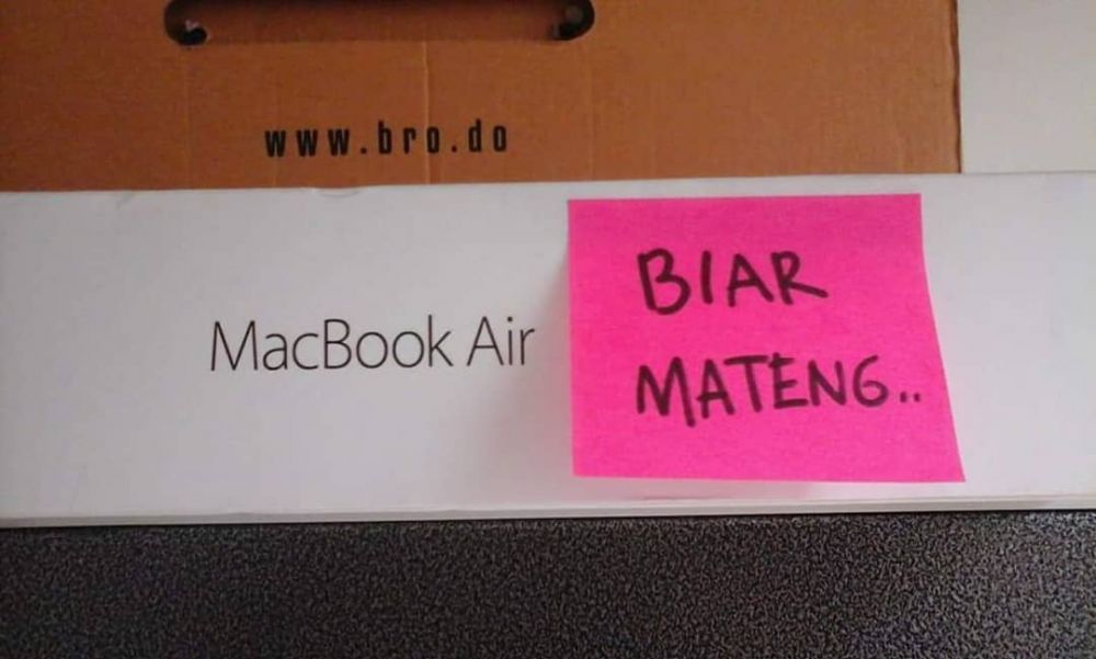 10 Pantun lucu tapi maksa ini bikin kamu auto bilang 'cakep'