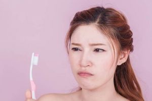 7 Kesalahan menggosok gigi ini sepele tapi fatal, bikin ngilu