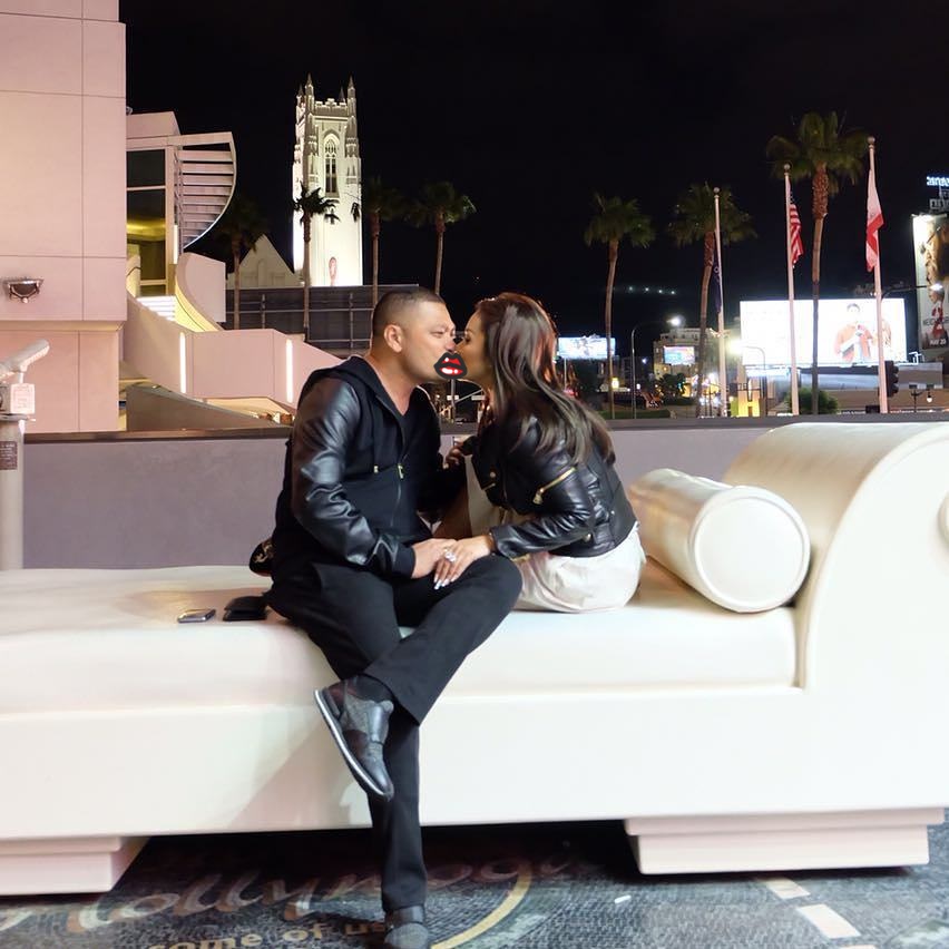 10 Momen KD & Raul Lemos pamer ciuman di medsos, romantis