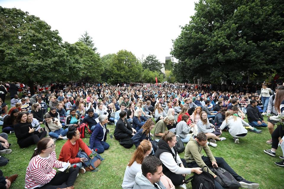 Ratusan mahasiswa dengarkan azan di Selandia Baru, bikin haru