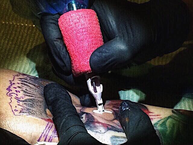 8 Aktivitas ekstrem Chef Juna, menyelam sampai motoran di Himalaya