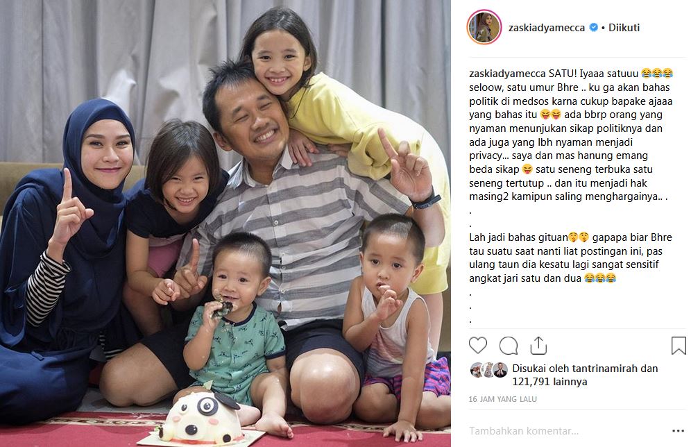 Zaskia Mecca unggah pose satu jari, penjelasannya bikin adem