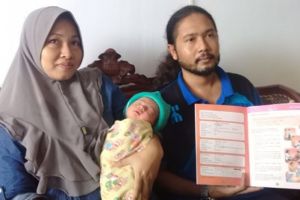 4 Bayi ini diberi nama pasangan capres-cawapres 2019, unik ya?