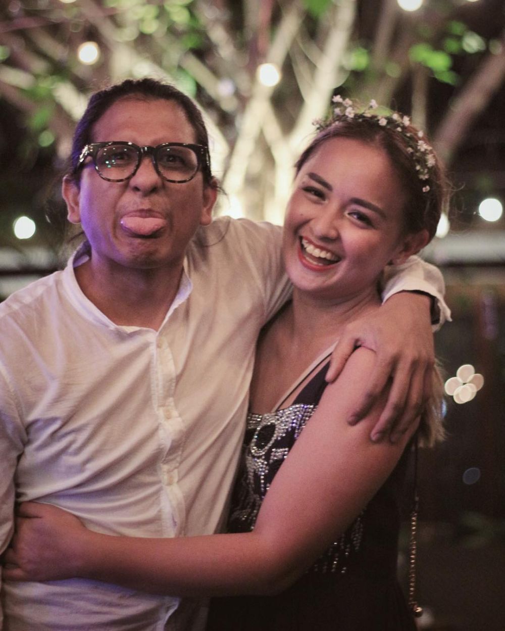 Rumah tangga 5 seleb cantik nikah muda ini jauh dari gosip, adem