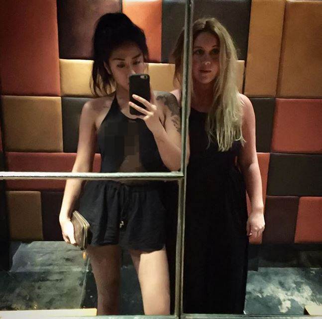 Sering bergaya tomboi, begini 9 potret Renatta Moeloek pakai rok