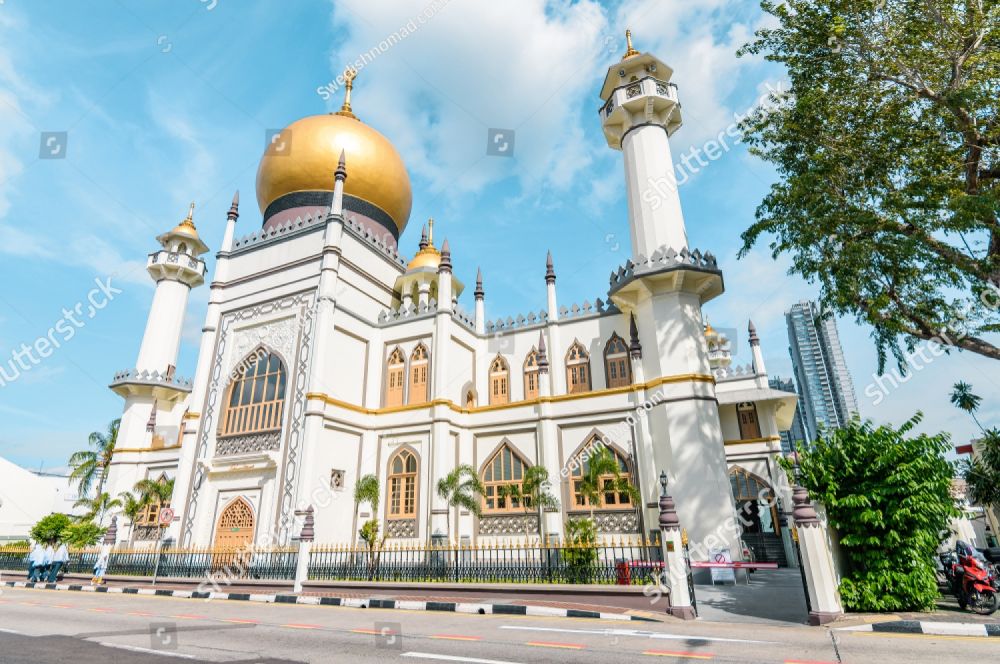 7 Masjid berlapis emas ini unik, ada Masjid Kubah Emas Depok