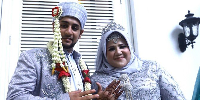 9 Momen pernikahan Dhawiya dan sang kekasih, mahar Rp 100 ribu