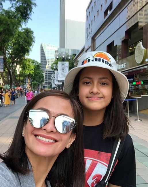 9 Momen akrab Ersa Mayori dan putri sulungnya ini bak kakak-adik