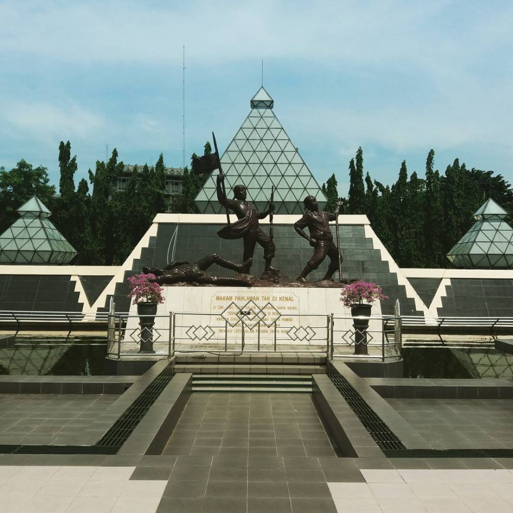10 Wisata Murah Terbaik Di Surabaya Tiketnya Di Bawah Rp 10 000 10 Wisata Murah Terbaik Di Surabaya Tiketnya Di Bawah Rp 10 000