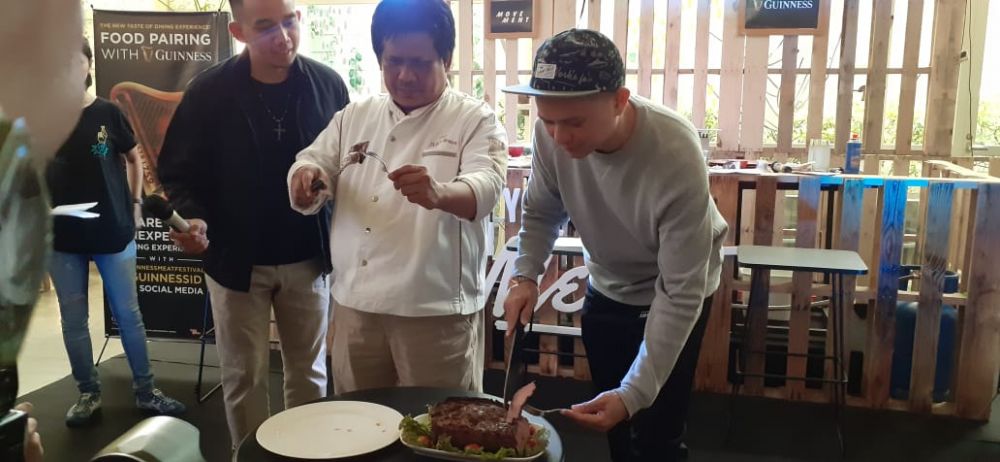 Festival ini manjakan pencinta grilled food, dikonsep DJ Riri lho