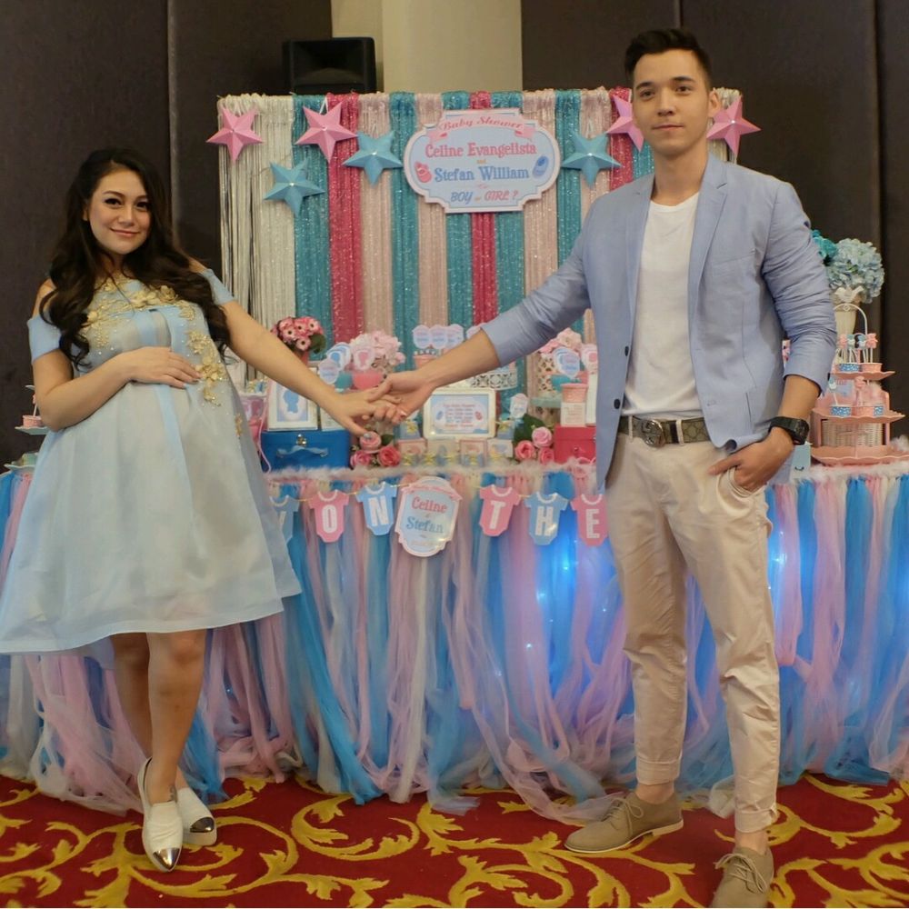 Acara baby shower 6 artis ini bernuansa biru, bisa jadi inspirasi