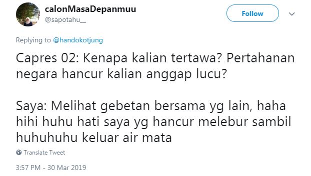10 Cuitan lucu 'kenapa kalian tertawa?' ini bikin baper