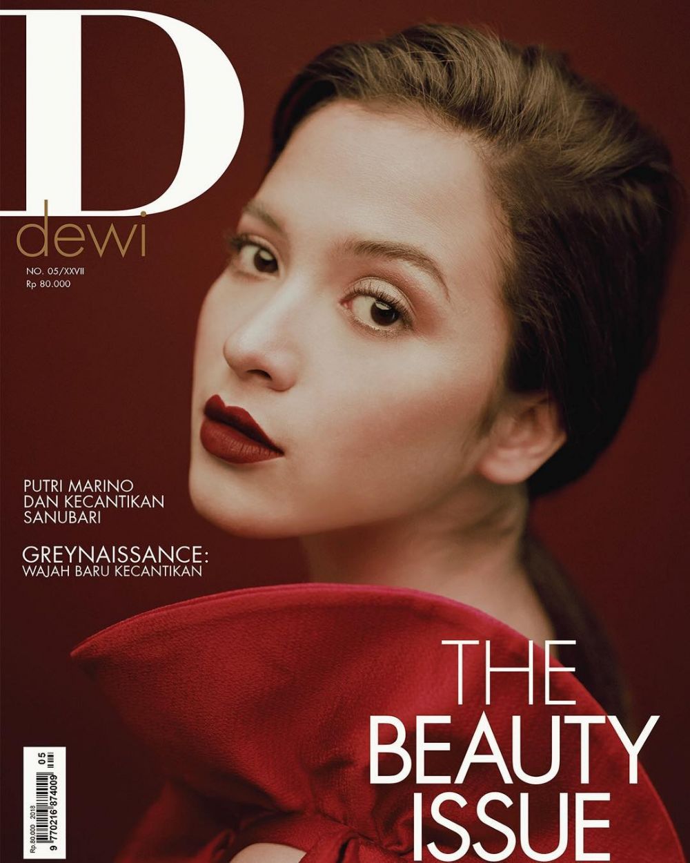 10 Potret Putri Marino bermakeup tebal, berhasil bikin pangling