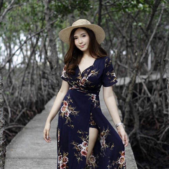 10 Pesona Artika Rustam, cewek yang dekat dengan Abdul Idol