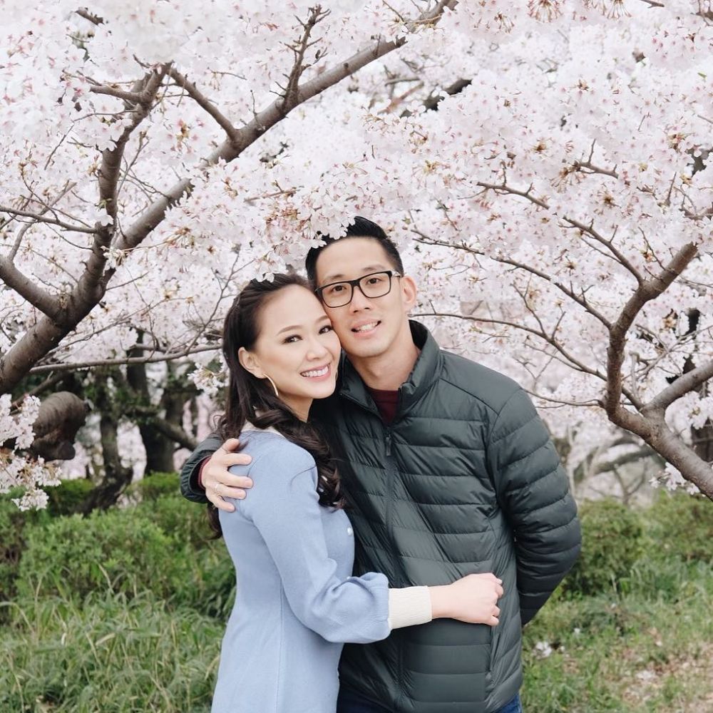 8 Momen romantis bulan madu Yuanita Christiani dan suami di Jepang