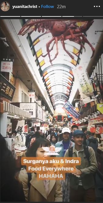8 Momen romantis bulan madu Yuanita Christiani dan suami di Jepang