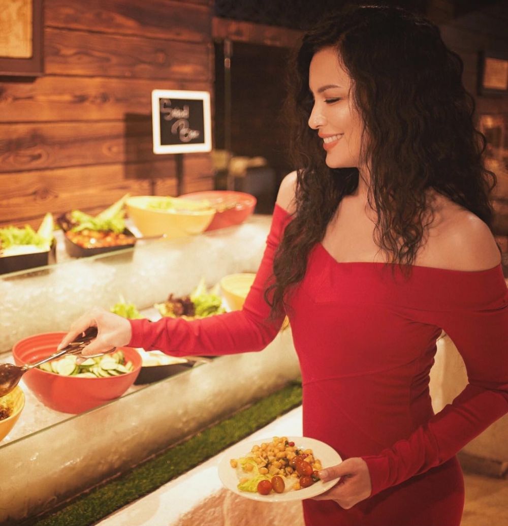 Menu diet 7 seleb cantik Indonesia yang bikin tetap langsing