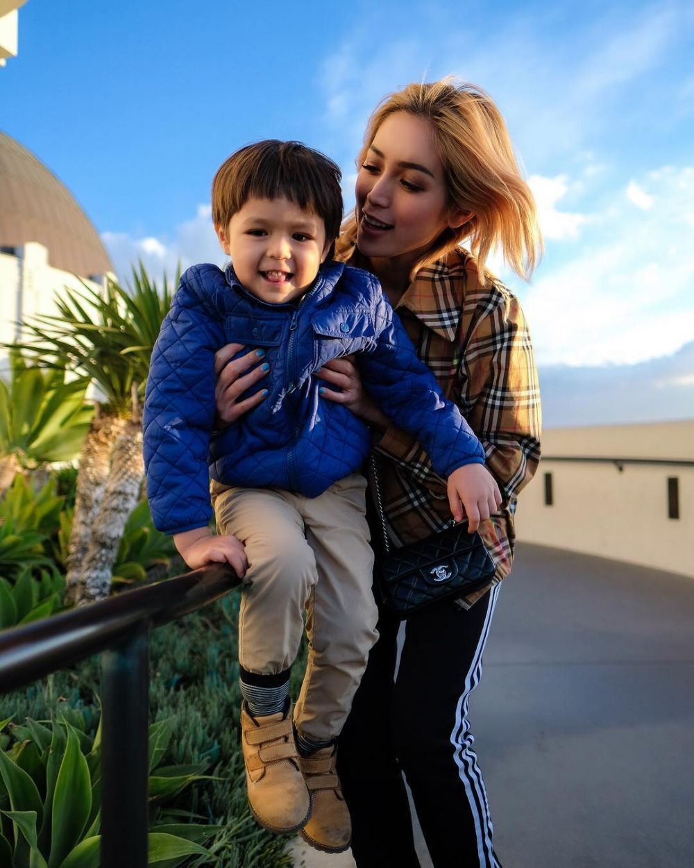 Biaya sekolah 6 anak seleb ini fantastis, ada Rp 21 juta/bulan