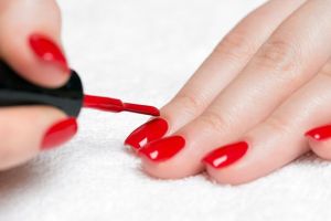 4 Tren kuteks yang akan mempercantik tampilan kuku di tahun 2019