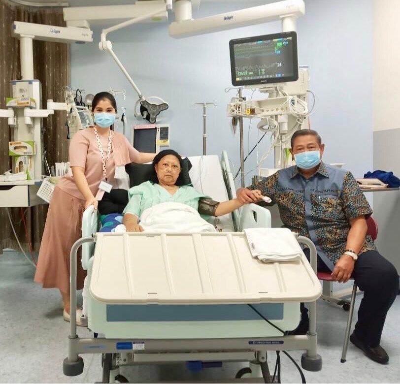 Senyuman Ani Yudhoyono berjuang melawan kanker darah, bikin haru