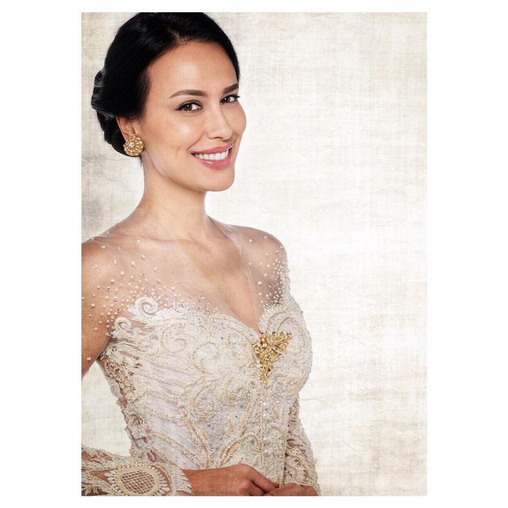 Inspirasi kebaya 8 seleb ini bikin aura cantik semakin terpancar