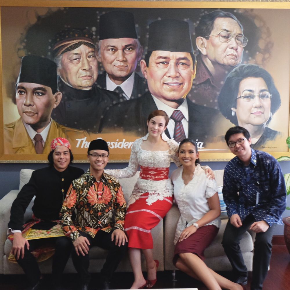 Inspirasi kebaya 8 seleb ini bikin aura cantik semakin terpancar