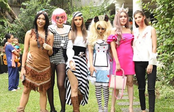 5 Penampakan taman di rumah seleb, bisa jadi inspirasi