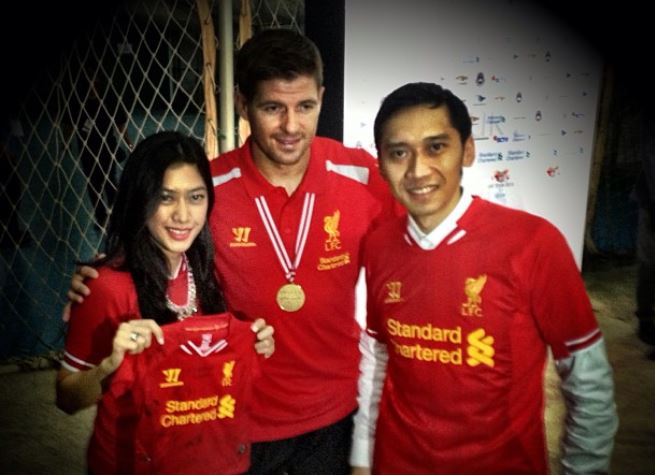 7 Gaya Ibas Yudhoyono pakai jersey sepak bola, apa tim favoritnya?