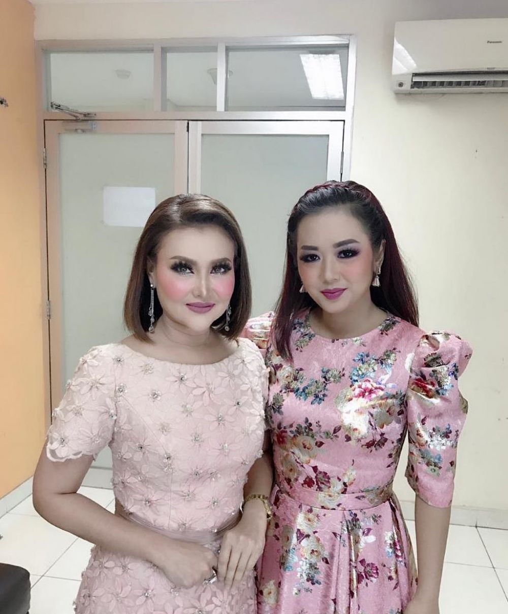 6 Potret Soimah mirip artis, dari Syahrini hingga Rose Blackpink