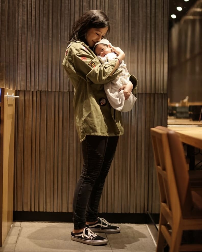 Pilih rawat anak sendiri, ini 10 momen Ardina Rasti tanpa baby sitter