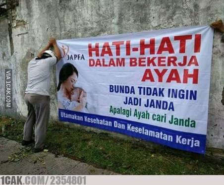 12 Kalimat di papan peringatan ini absurdnya bikin baper